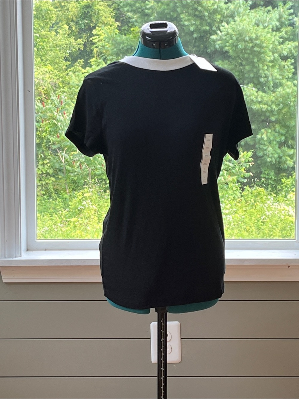 a new day Black Short Sleeve Tee with White Crew Neck